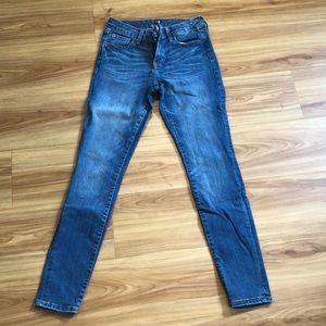 GAP Skinny Jeans